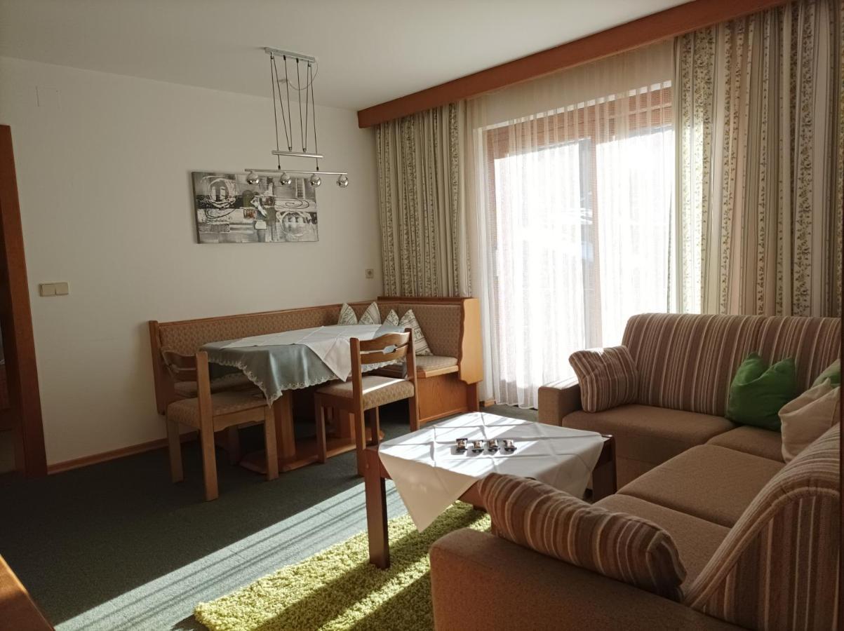 Fruehstueckspension-Appartementhaus Wasserer Bad Kleinkirchheim Dış mekan fotoğraf