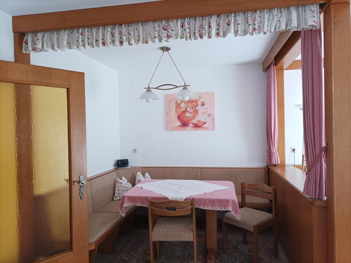 Fruehstueckspension-Appartementhaus Wasserer Bad Kleinkirchheim Dış mekan fotoğraf