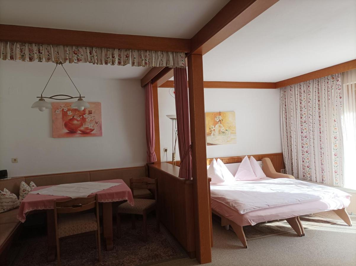 Fruehstueckspension-Appartementhaus Wasserer Bad Kleinkirchheim Dış mekan fotoğraf