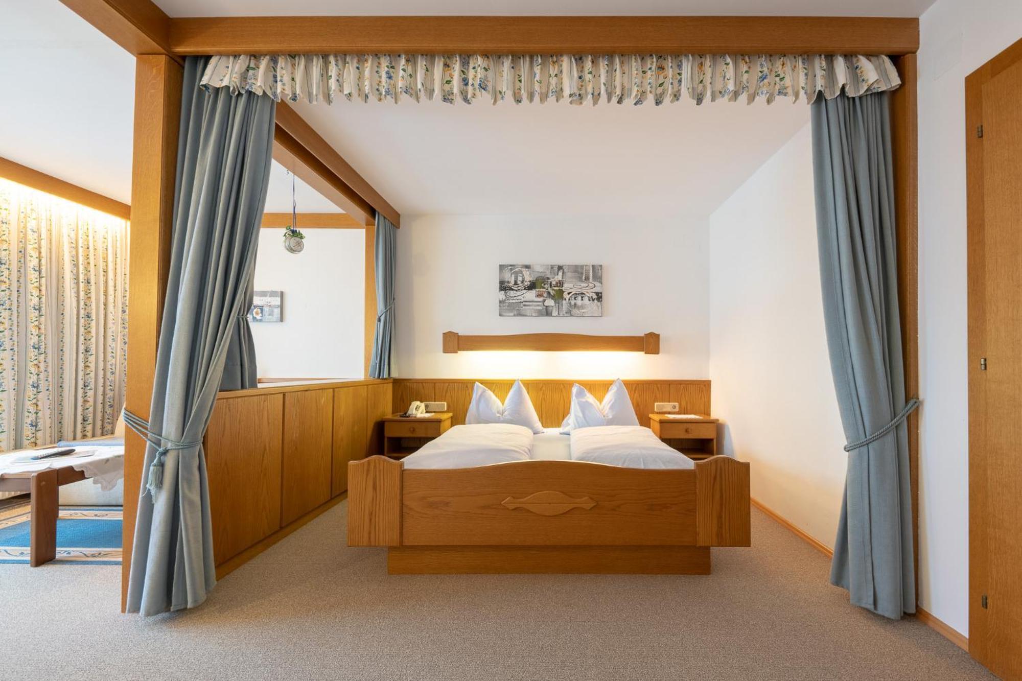 Fruehstueckspension-Appartementhaus Wasserer Bad Kleinkirchheim Dış mekan fotoğraf