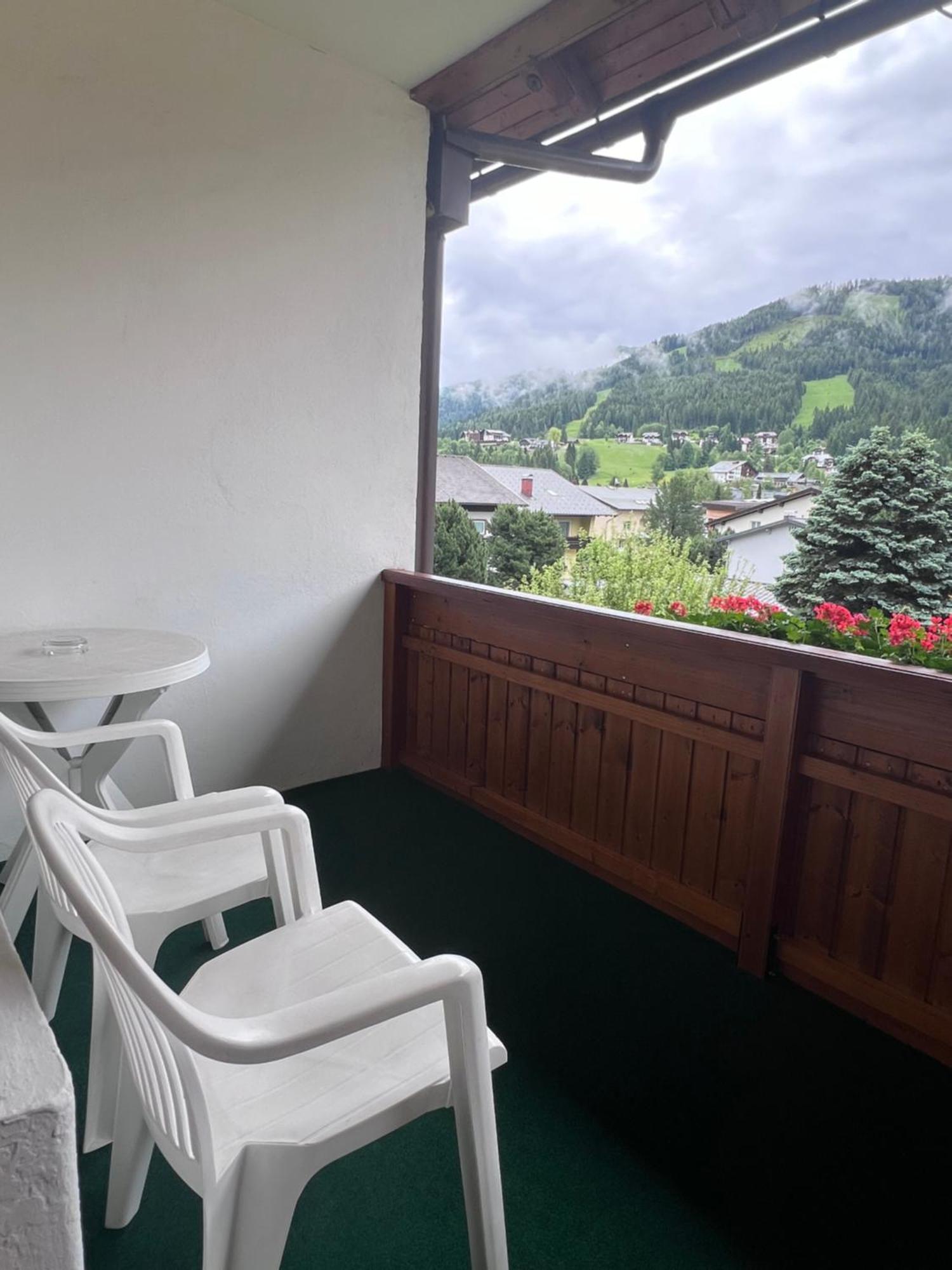 Fruehstueckspension-Appartementhaus Wasserer Bad Kleinkirchheim Dış mekan fotoğraf